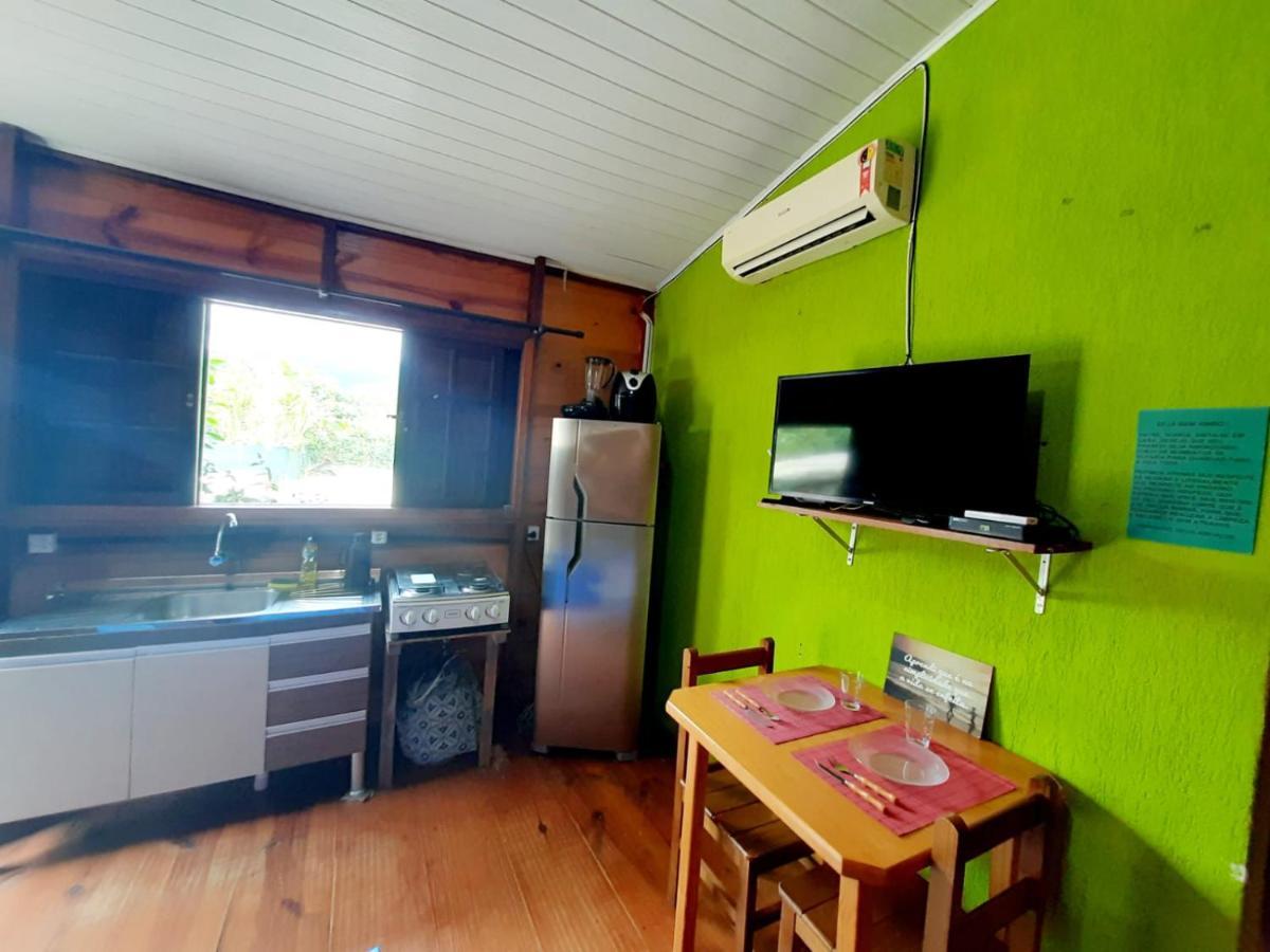 827 Chale Pe Na Areia, Completo Na Praia Do Estaleiro Em Ubatuba - 1 Dormitorio, 1 Banheiro, 1 Vaga De Garagem Екстер'єр фото